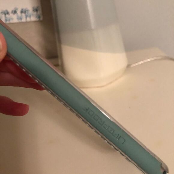 LIFE Proof Case - IPhone 6,7,8 Plus - Picture 3 of 6